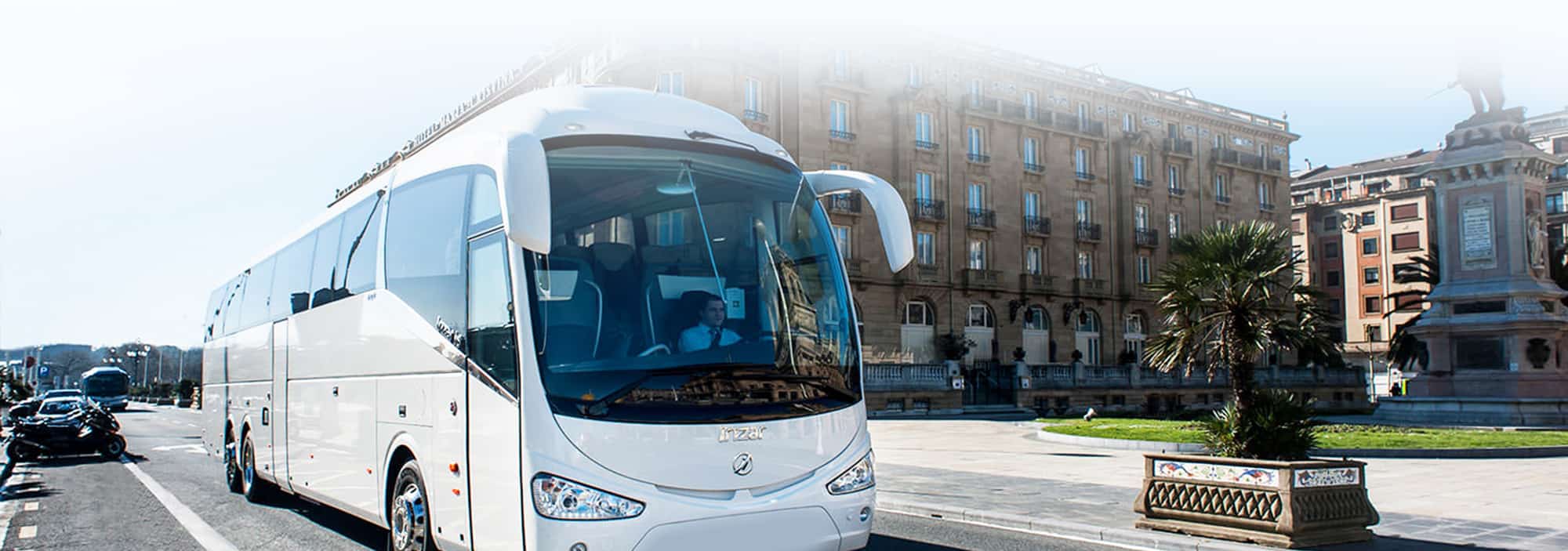 seguros para autobuses y autocares. Tu seguro en Vélez Seguros
